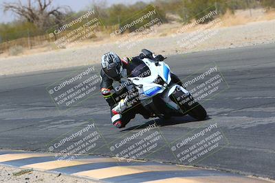 media/Mar-28-2022-Superbike Trackdays (Mon) [[b8603d0f67]]/Open Track Time/Turn 3 Inside/